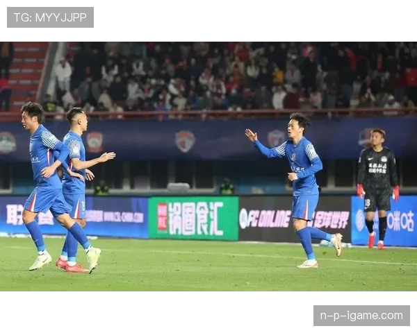 中超淘汰赛激战正酣，四强席位争夺白热化