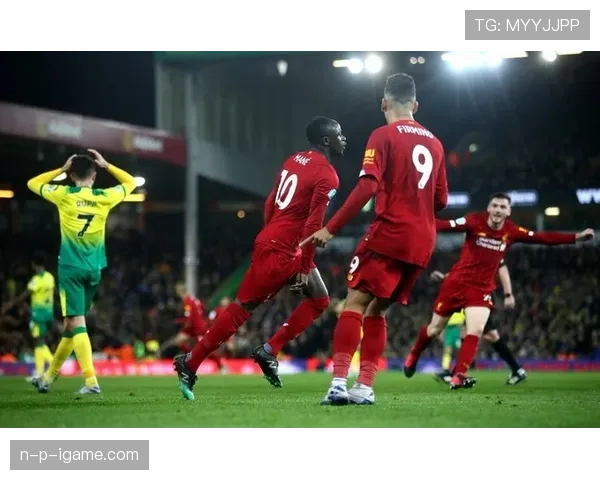 安特卫普边路进攻亮眼,状态回升引球迷期待 安特卫普边路进攻亮眼,状态回升引球迷期待