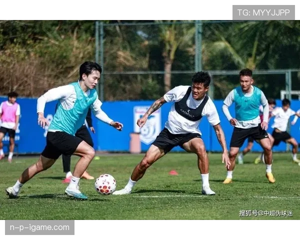 中超引援热潮:多名国际球星加盟,竞争愈发激烈的趋势分析