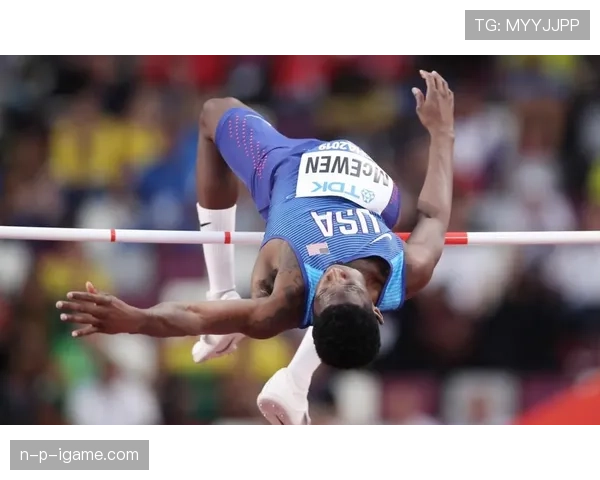 米切尔较上季少单打，挡拆为莫布里造空位提效